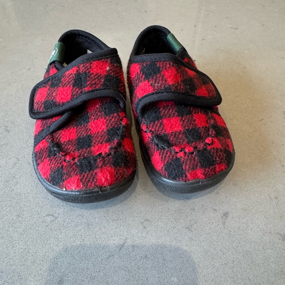 Kamik Cozy Lodge Slippers for toddlers